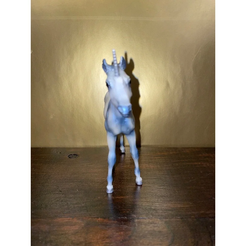 Breyer Unicorn Foal Caspian Sea Star‎ Model Horse Unicorn Sylver Blue